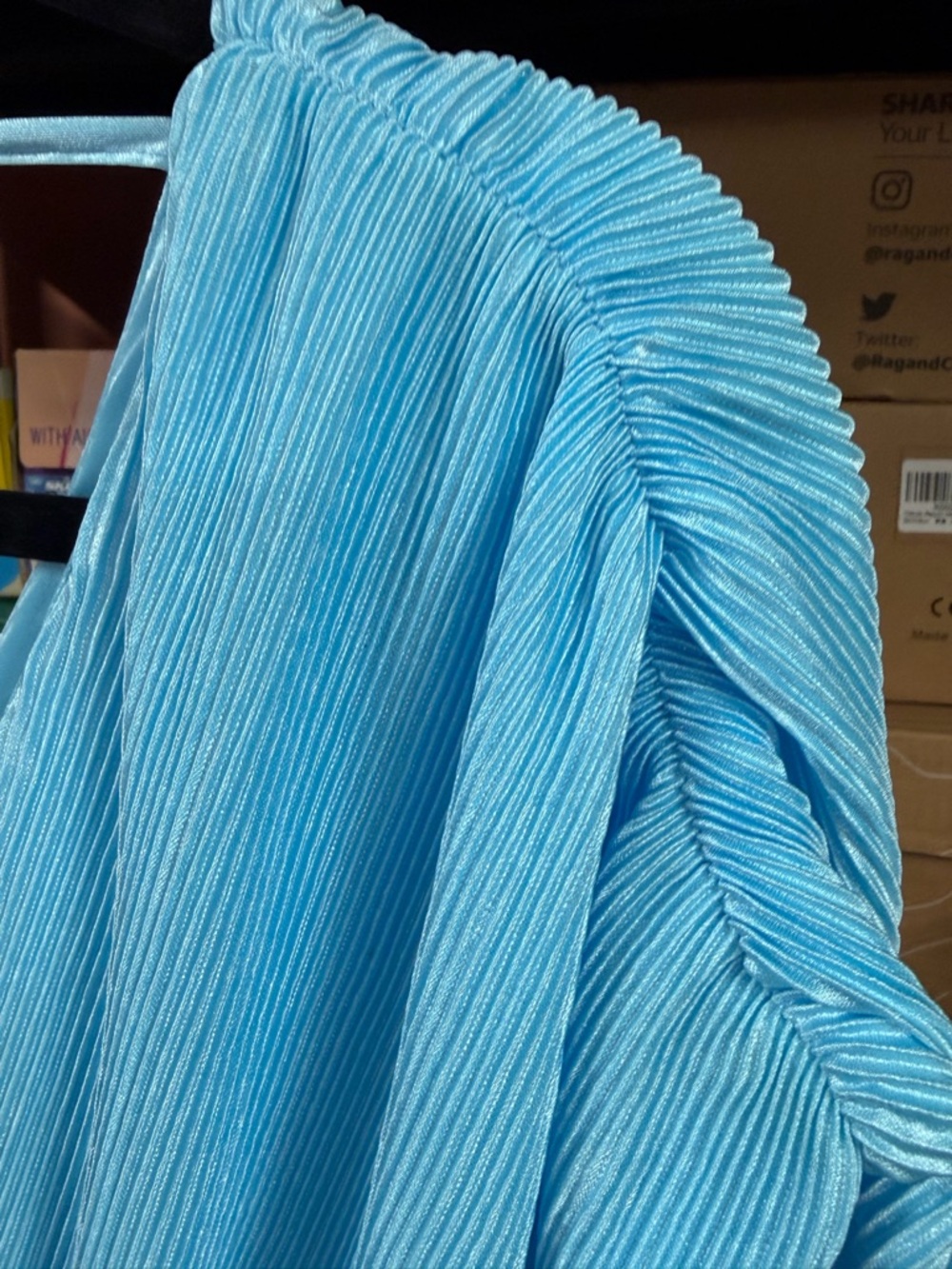 INTEMPO Plisse Midi Dress Accordion Pleated V Neck Blue Size Small - Picture 7 of 10